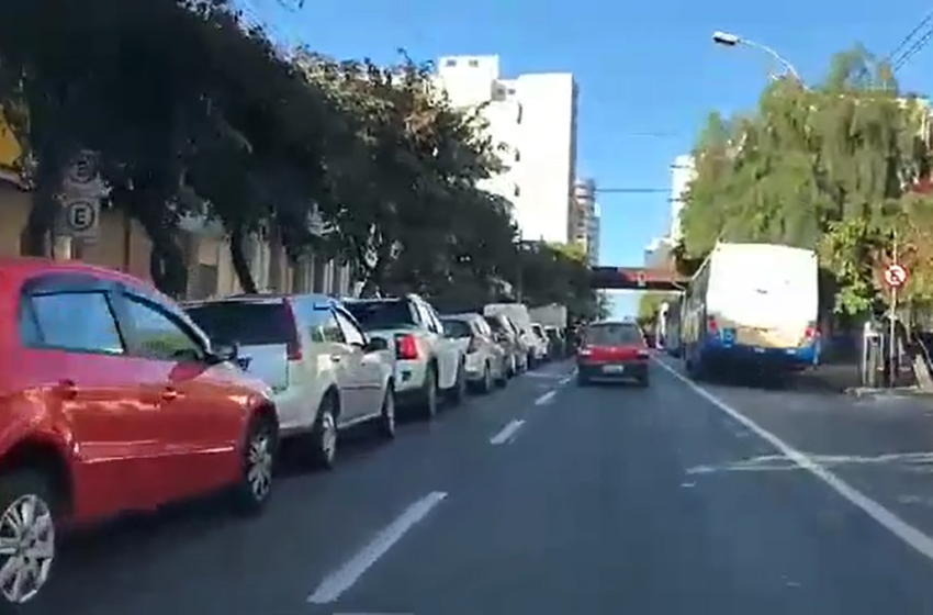  Manifestações chegam ao 8º dia no Centro-Oeste de MG e serviços essenciais seguem afetados